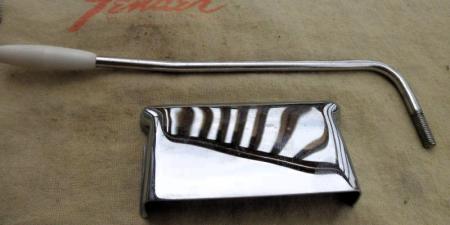 1964 FENDER STRAT TREM ARM BRIDGE COVER 