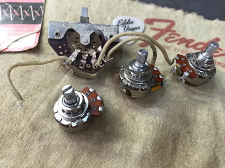 1962 Orig 6218 Fender Stratocaster Pots & 3 Way Switch MINT Shape!