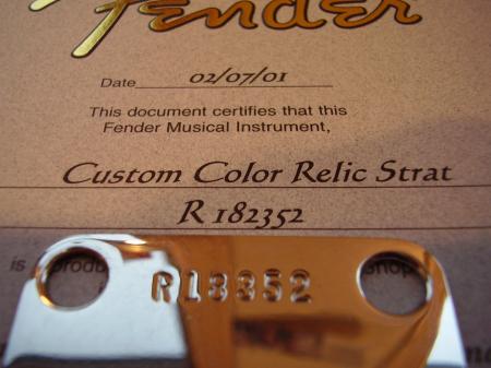RARE CUSTOM COLOR FENDER RELIC COA & PLATE 2001