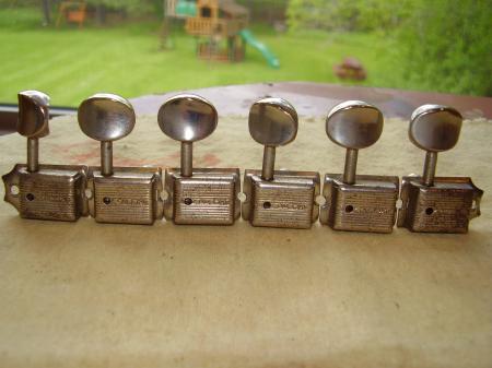 1956 ORIG 5-56 FENDER STRAT TUNERS